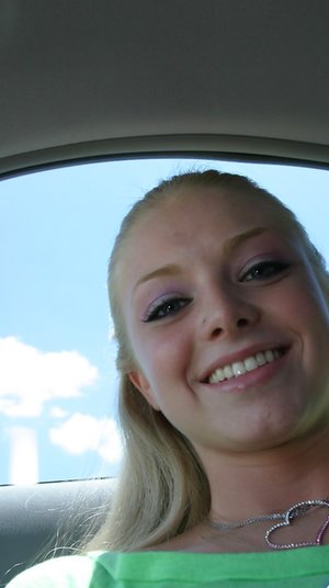 Skye Model invite you to explore xxx pictures with Skye Model unveiling sexy form