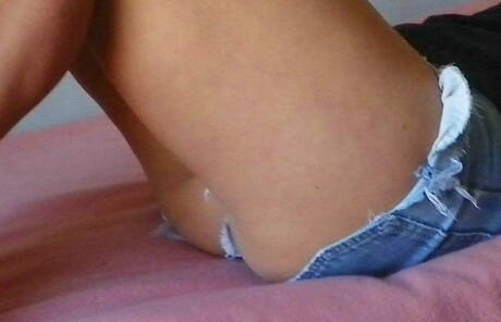 Black Fox Fetish invites you to browse their xxx photos with sexy chick in kinky bdsm play